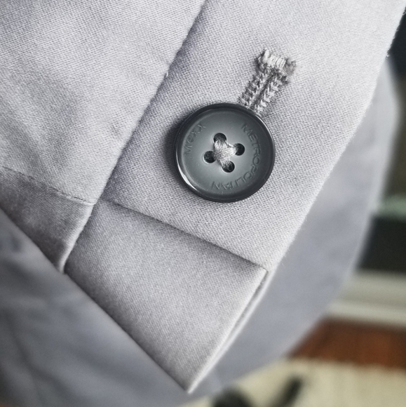 Fitted Cropped Blazer from Mexx - Picture 3 of 8